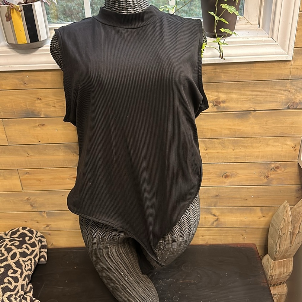 Black Sleeveless Bodysuit